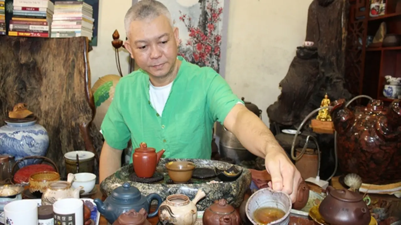 Tuyệt kỹ hàn gắn gốm bằng vàng ròng