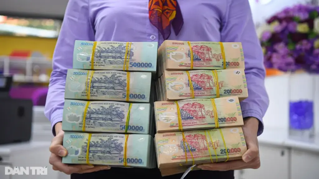 Tỷ lệ giải ngân đầu tư công mới đạt 18%, nhiều cơ quan chậm tiến độ