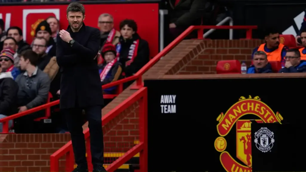 Tỷ phú Ratcliffe đồng ý gia hạn với Carrick