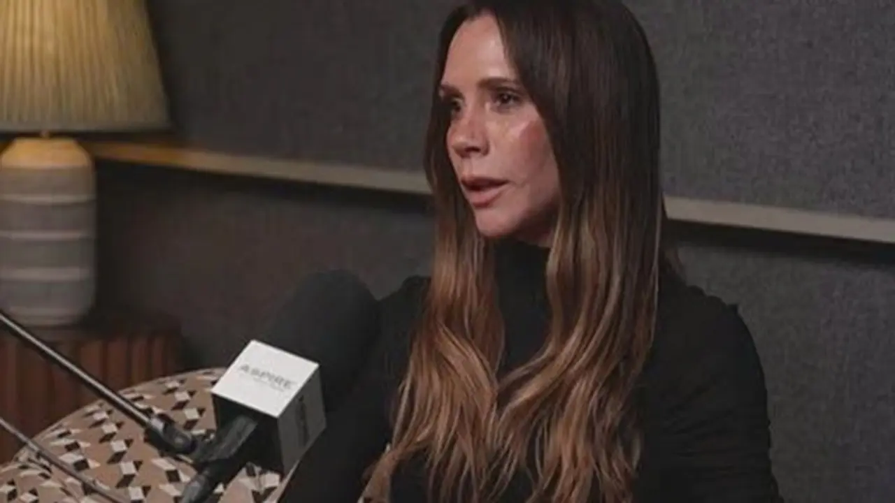 Victoria Beckham lên tiếng đáp trả những tuyên bố gây tranh cãi của con trai