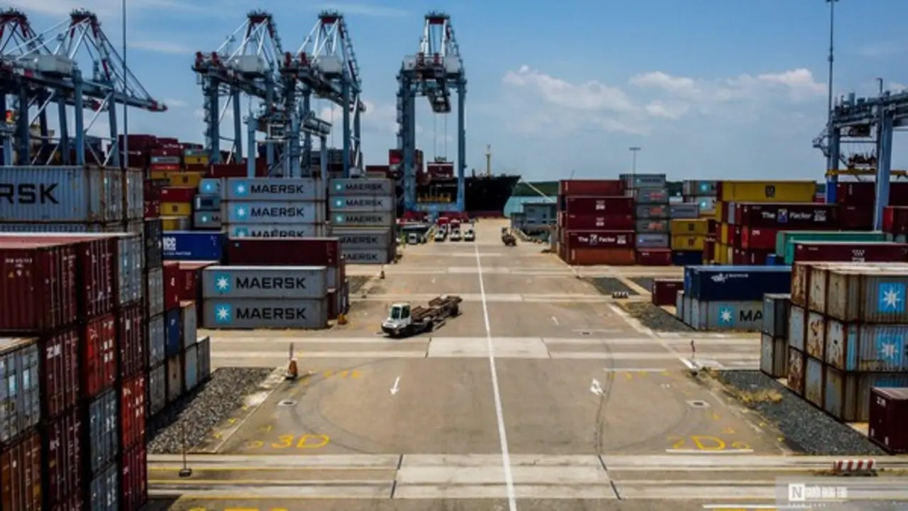 Việt Nam nhập siêu hơn 7 tỷ USD trong 4 tháng đầu năm nay
