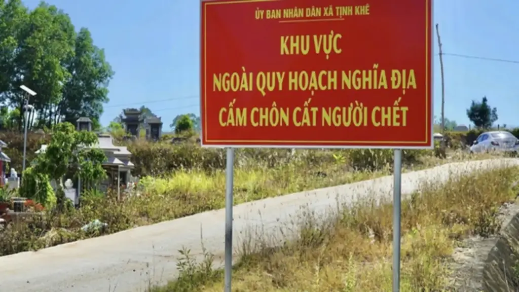 Xem xét xử lý việc “phân lô bán mộ” trên đất nông nghiệp ở Quảng Ngãi