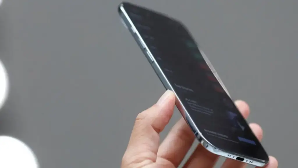 Xiaomi thừa nhận gặp khó với điện thoại siêu mỏng như iPhone Air