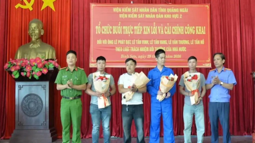 Xin lỗi công khai 5 người bị can truy tố oan 'cướp tài sản' sau hơn 10 năm