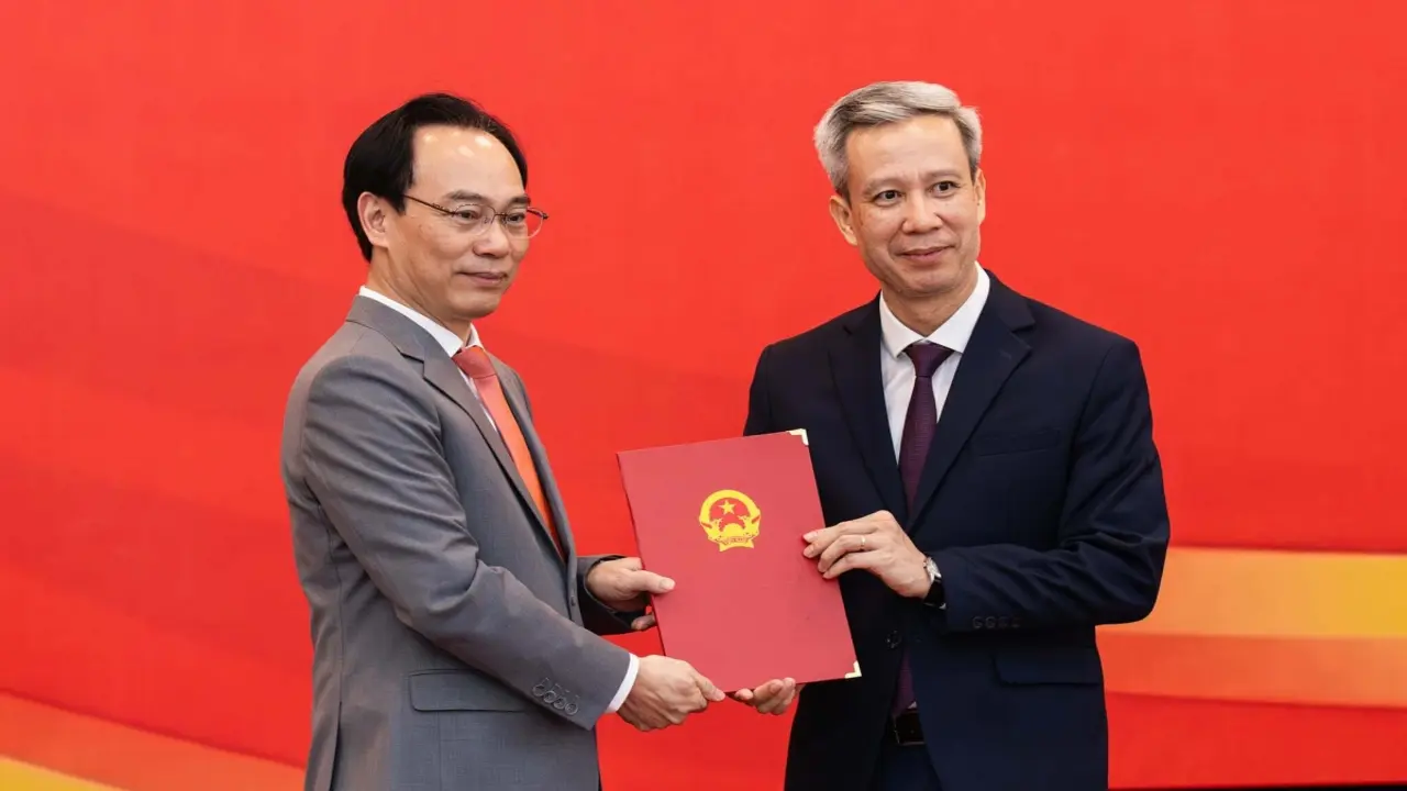 12 đại học có hiệu trưởng, giám đốc mới