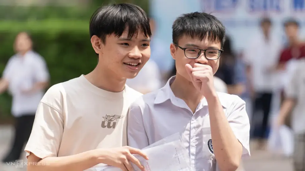 15 thủ khoa thi lớp 10 chuyên ở Hà Nội