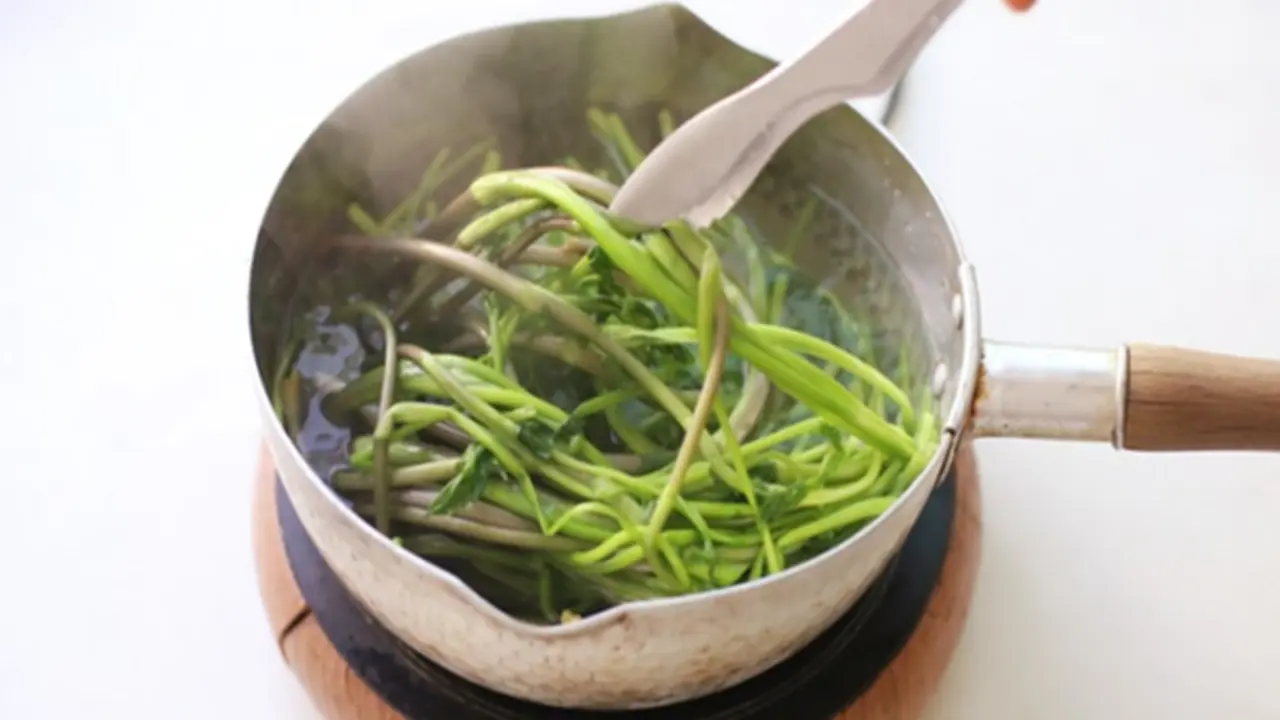 2 loại rau quen thuộc dễ là "ổ ký sinh trùng" ẩn náu, nhất cái số 1 rất quen thuộc