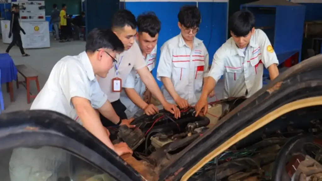 25 năm Trường cao đẳng Đại Việt Đà Nẵng: Hành trình đồng hành tri thức - Vững bước tương lai