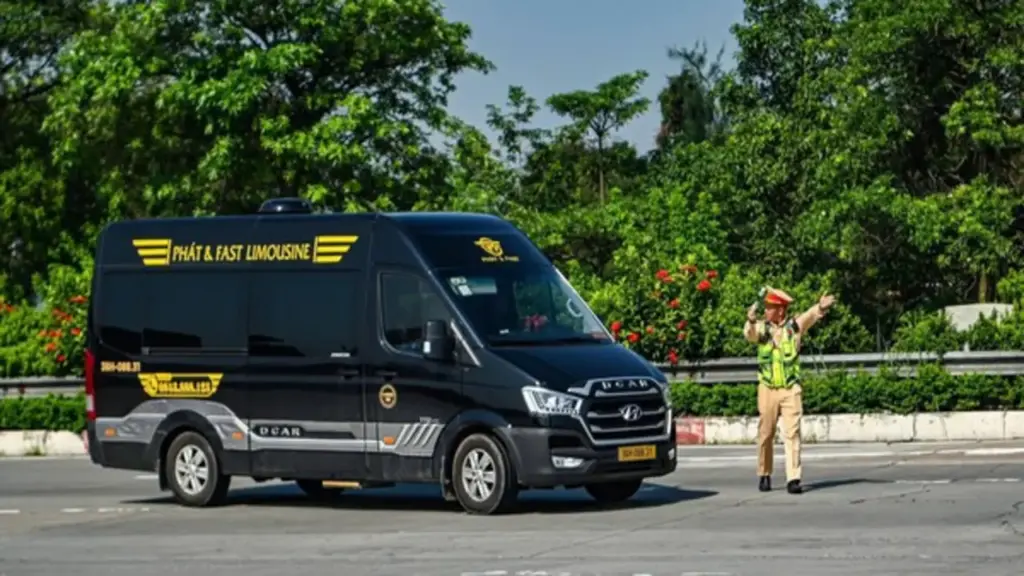 3 tình huống liên quan tới chuyển làn đường, nhiều tài xế bị phạt tới 6 triệu