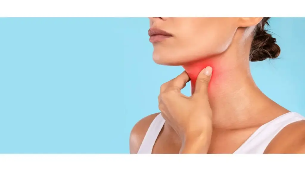 4 dấu hiệu ung thư amidan dễ bị bỏ qua