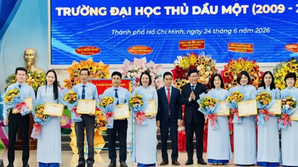 50 năm truyền thống Trường đại học Thủ Dầu Một