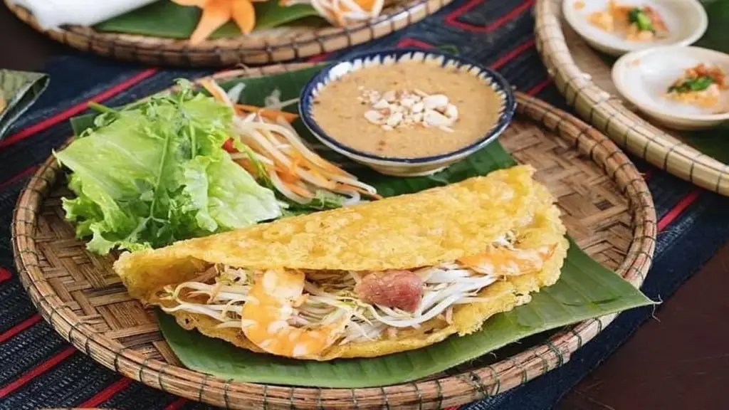 7 quán ăn ngon, món truyền thống được gợi ý ở Huế