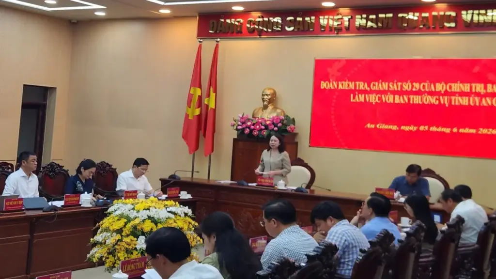 An Giang cần khơi thông nguồn lực để phát triển kinh tế bền vững