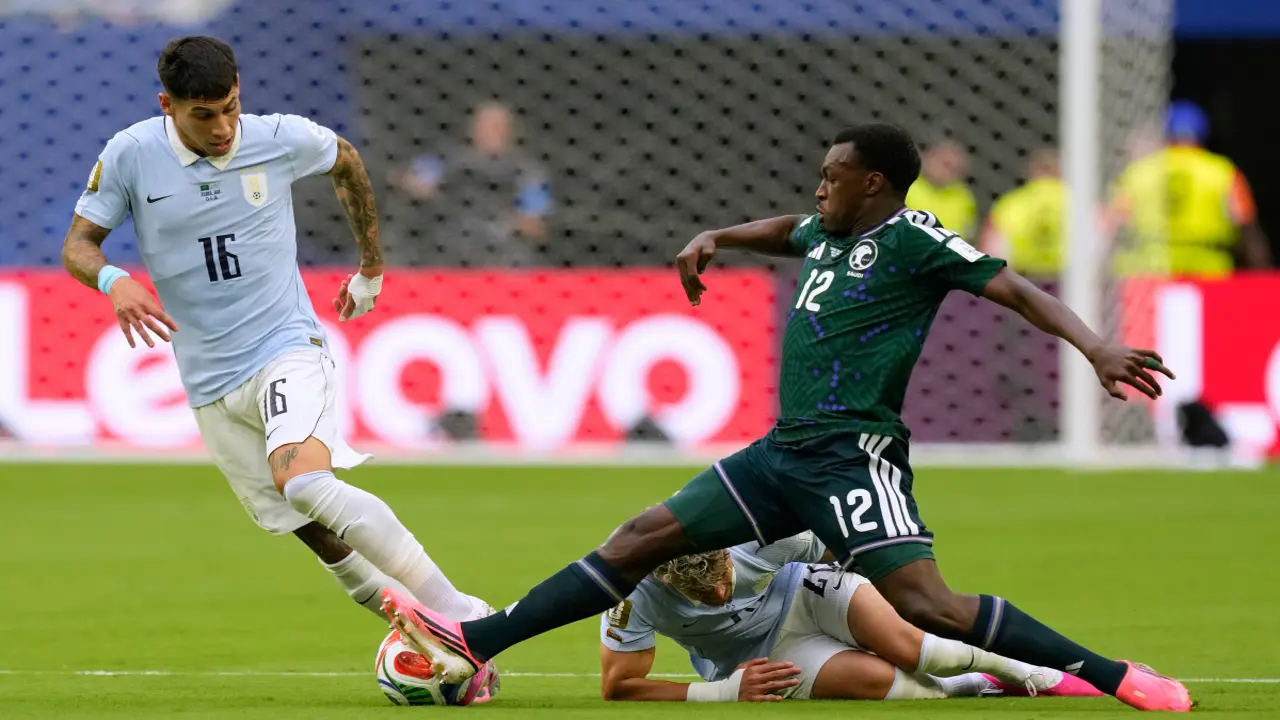 Arab Saudi 0-0 Uruguay (H1): Đại diện châu Á chơi bình tĩnh