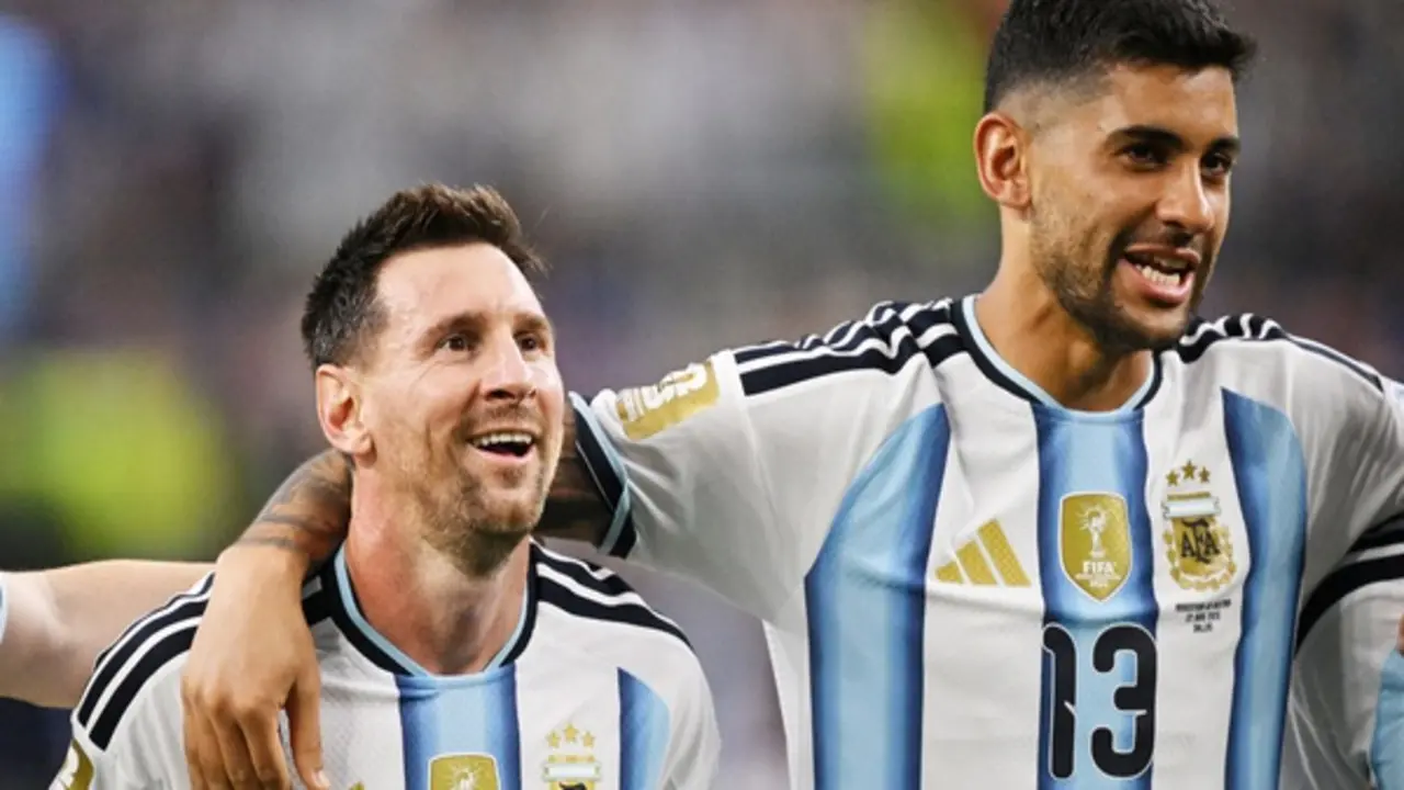 Argentina đã vào vòng knock-out và nhất bảng, Messi sẽ thi đấu để phá tiếp kỷ lục?