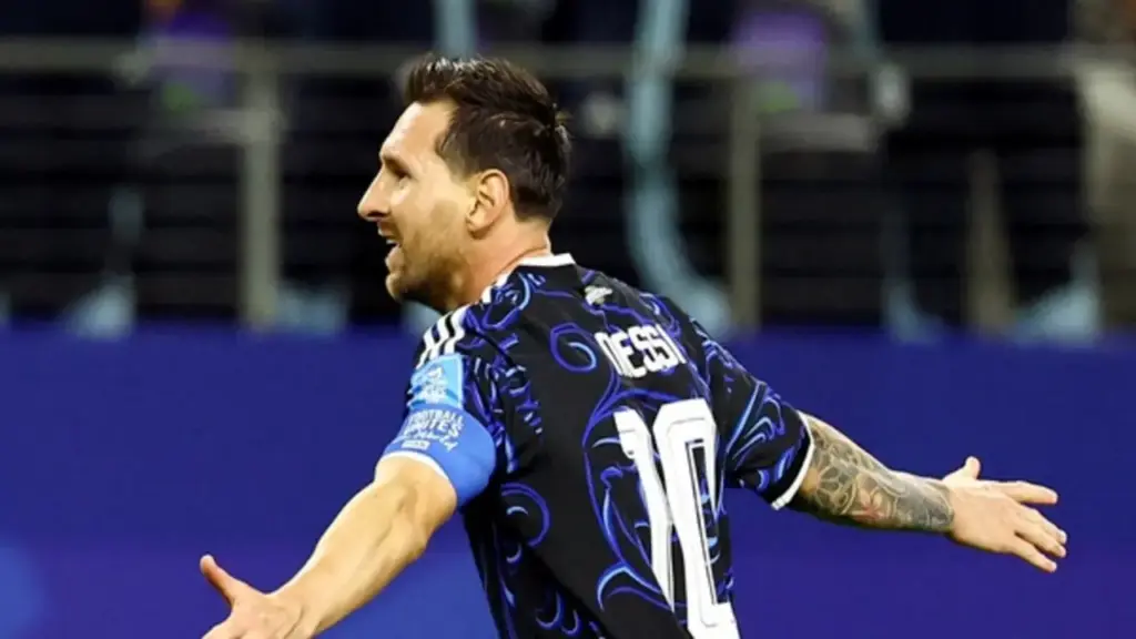 Argentina đáng sợ nhất khi không cần phụ thuộc vào… Messi
