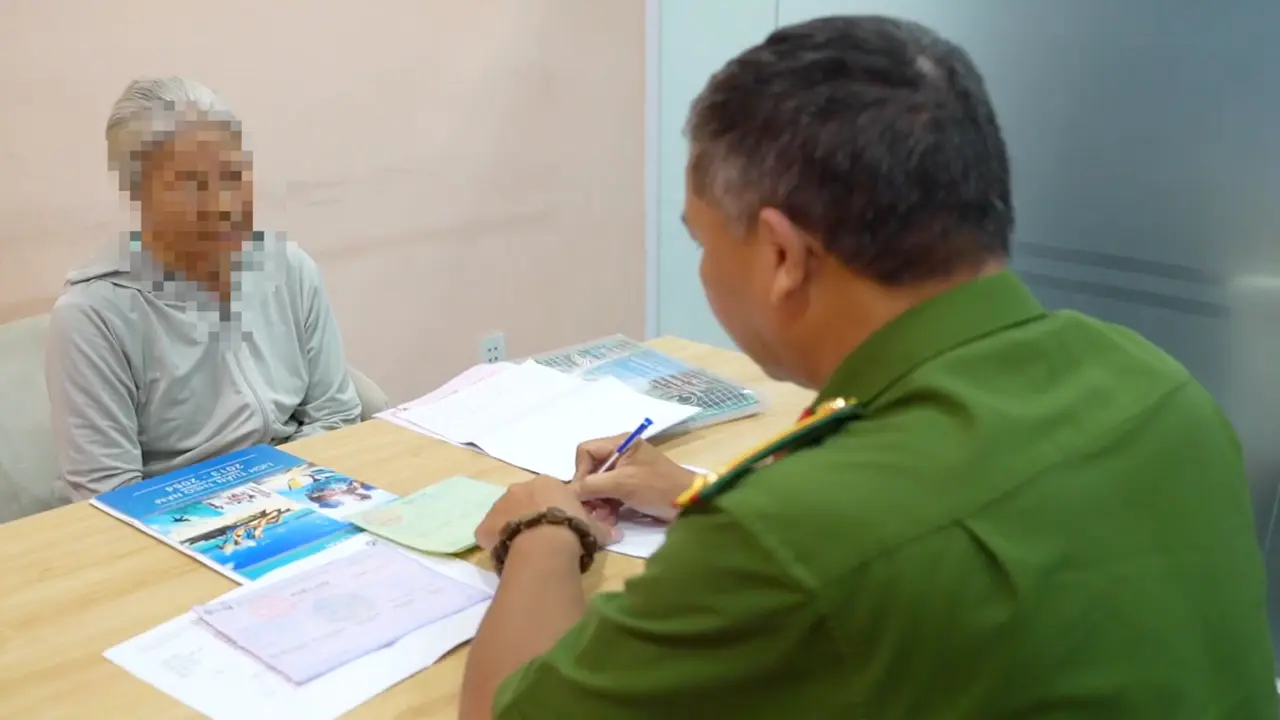 Bà lão U90 năn nỉ 'đừng lừa cô nhé' nhưng vẫn liên tiếp bị lừa sở hữu kỳ nghỉ