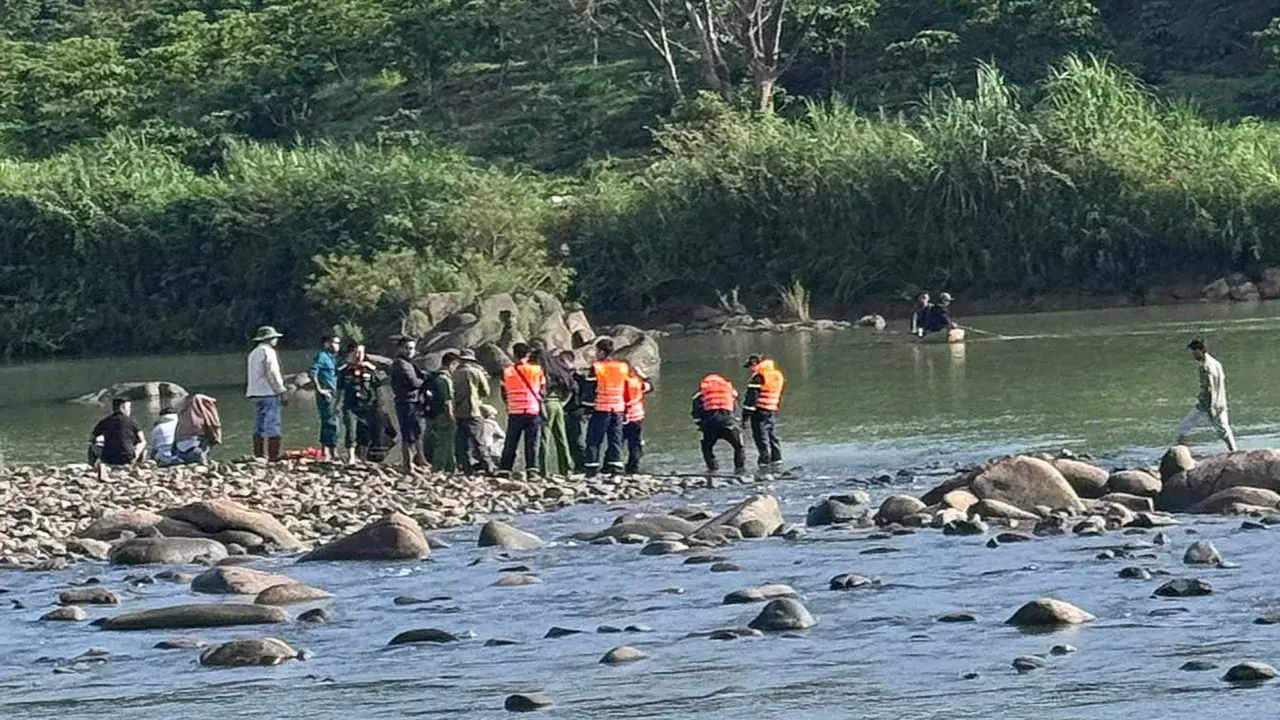Ba người mất tích ở sông Đồng Nai