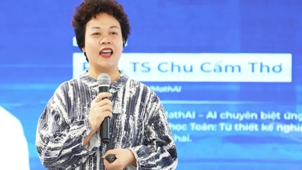 Bàn cách thích ứng với 'kẻ thứ ba' trong lớp học