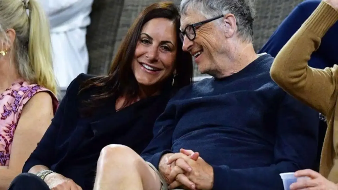 Bạn gái mới của Bill Gates nói gì về quá khứ ngoại tình của tỉ phú?