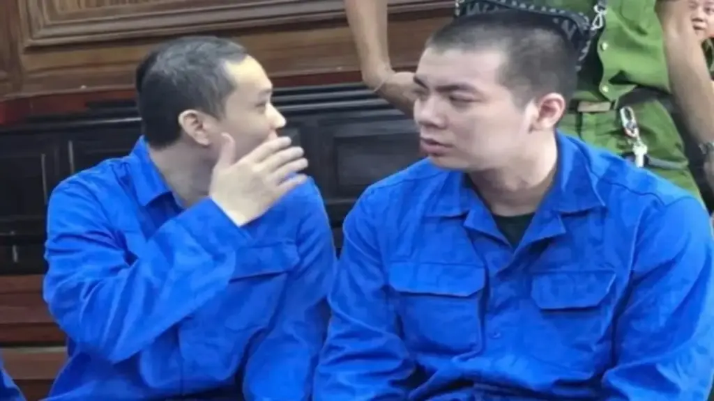 Băng nhóm "bảo kê" vỉa hè trung tâm TPHCM