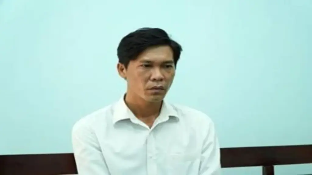 Bắt tạm giam cựu cán bộ địa chính xã ở Cần Thơ