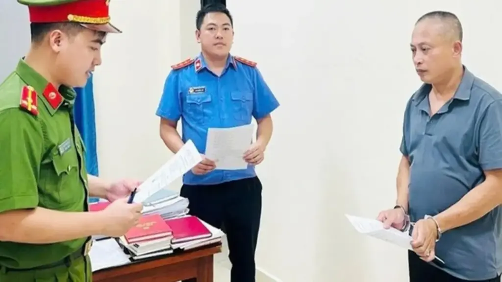 Bắt tạm giam người đàn ông tát đối phương ngã đập đầu dẫn đến tử vong