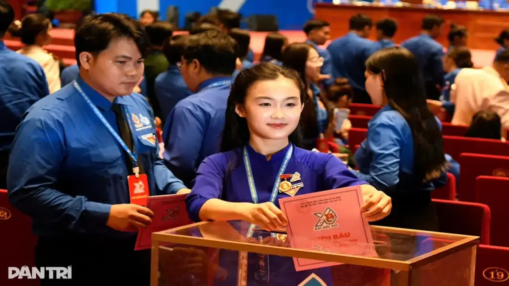 Bầu 119 ủy viên Ban Chấp hành Trung ương Đoàn khóa XIII
