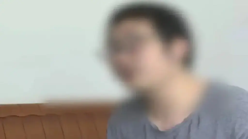Bi kịch "thần đồng" ở Trung Quốc: Sống bám nhờ lương hưu bố mẹ suốt 6 năm