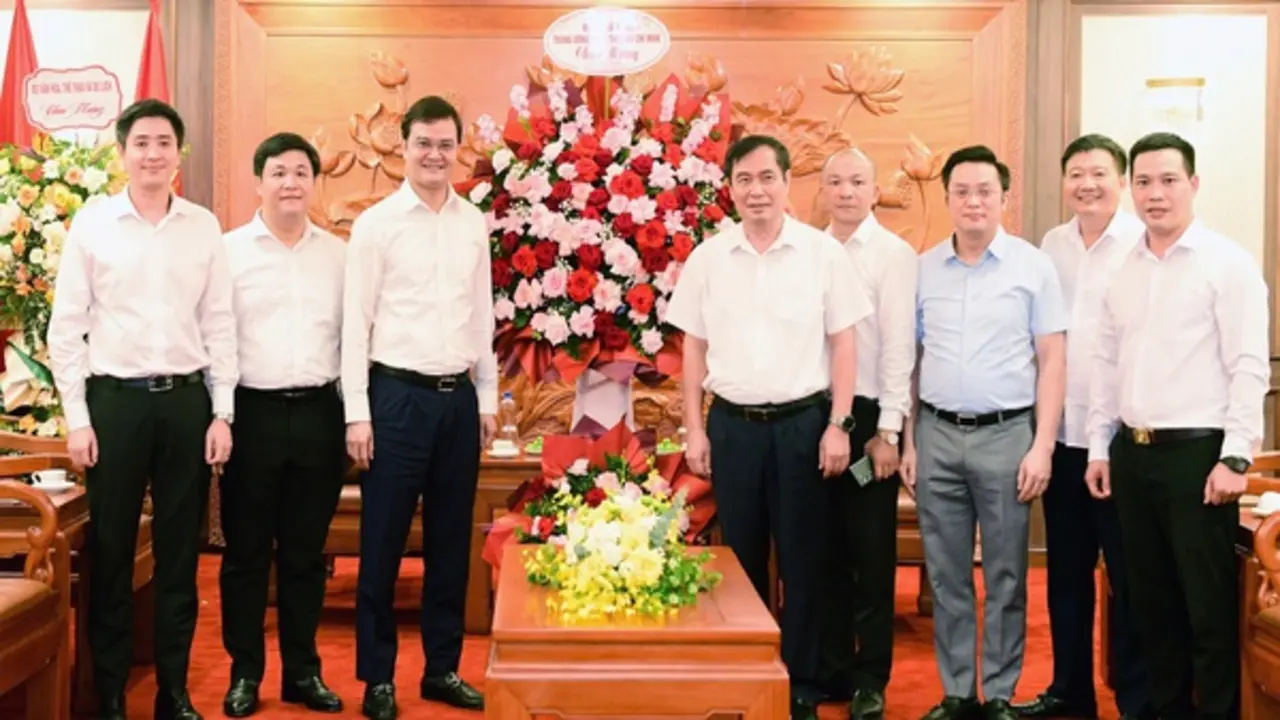 Bí thư thứ nhất T.Ư Đoàn chúc mừng Ngày Báo chí cách mạng Việt Nam