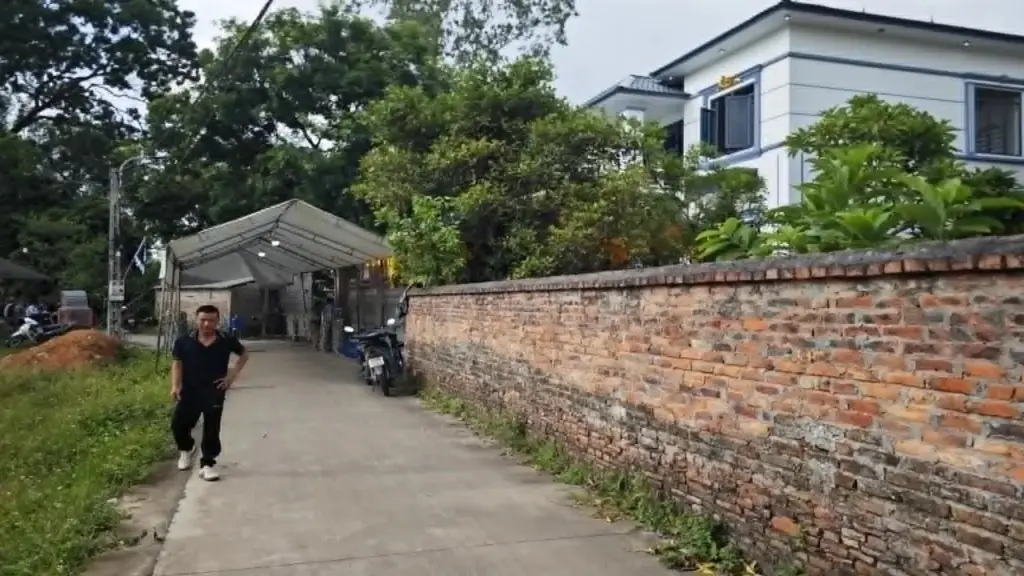 Bị vây bắt, nghi phạm gây thảm án ở Bắc Ninh xịt hơi cay chống trả