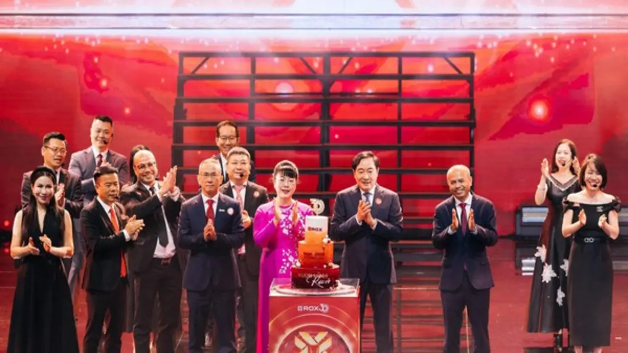 Bình minh đẹp nhất trên hành trình 30 năm của ROX Group