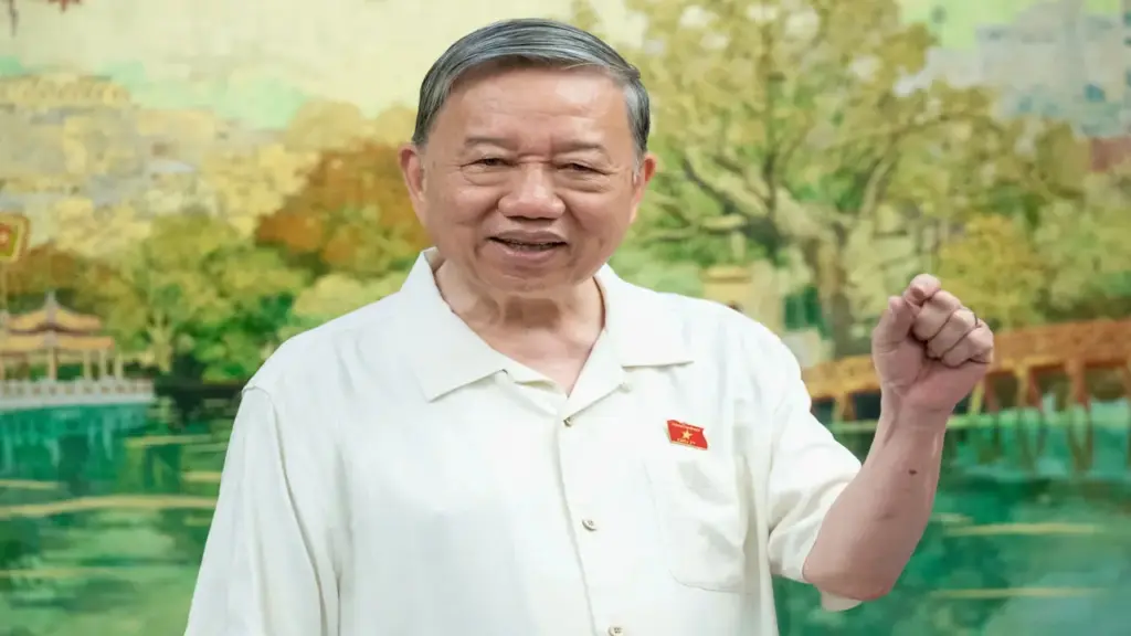 Bộ Chính trị: Địa phương không cạnh tranh thu hút đầu tư chạy theo số lượng