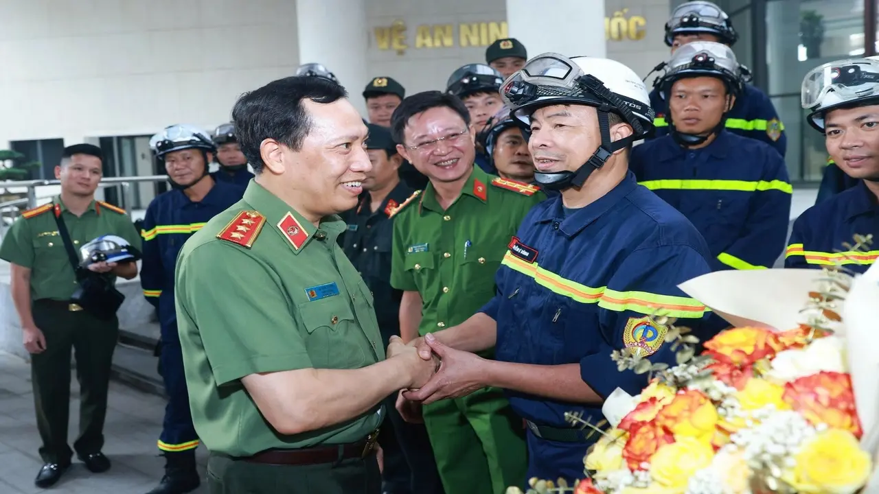 Bộ Công an xuất quân cứu nạn động đất tại Venezuela