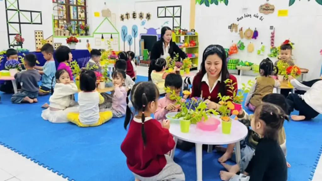Bộ GD-ĐT vừa bãi bỏ văn bản quy phạm pháp luật nào trong lĩnh vực giáo dục?