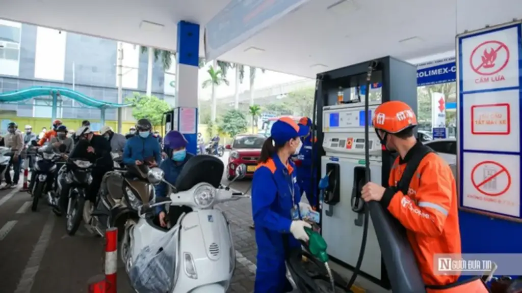 Bộ Tài chính đề xuất kéo dài ưu đãi thuế xăng dầu thêm 3 tháng