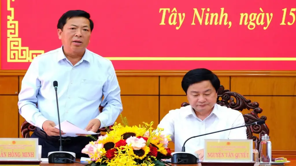 Bộ trưởng xây dựng Trần Hồng Minh: 'Phấn đấu khởi công nâng cấp quốc lộ 62 trong quý IV-2026'