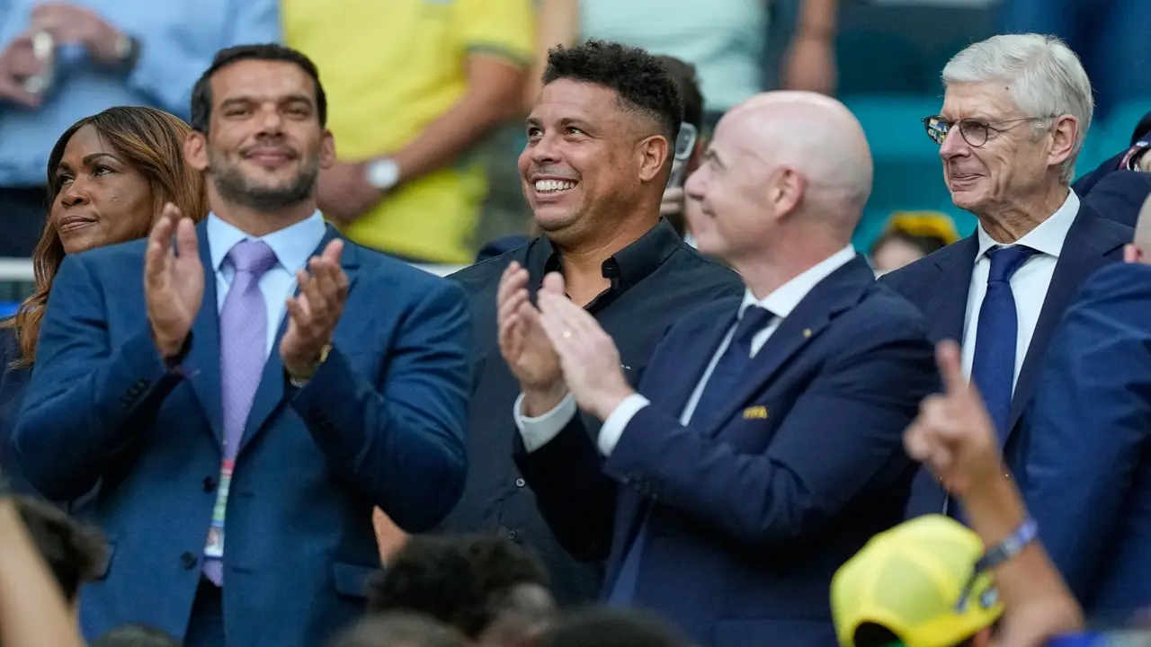 Brazil - Nhật Bản: Vinicius đá chính, Neymar dự bị