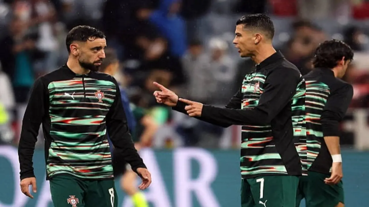 Bruno Fernandes được khuyên đình công nếu Ronaldo đá chính ở World Cup 2026