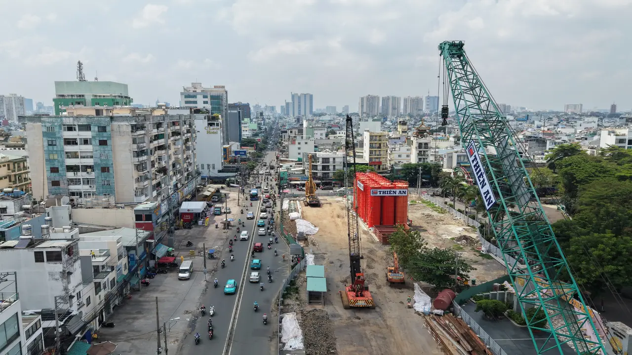 Bức tranh hạ tầng TPHCM trước mục tiêu tăng trưởng 2 con số