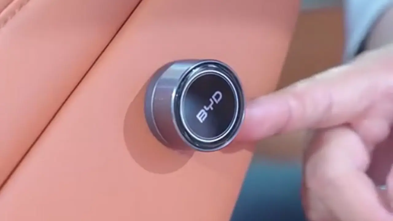 BYD ra mắt 'núm xoay vạn năng' cho ôtô