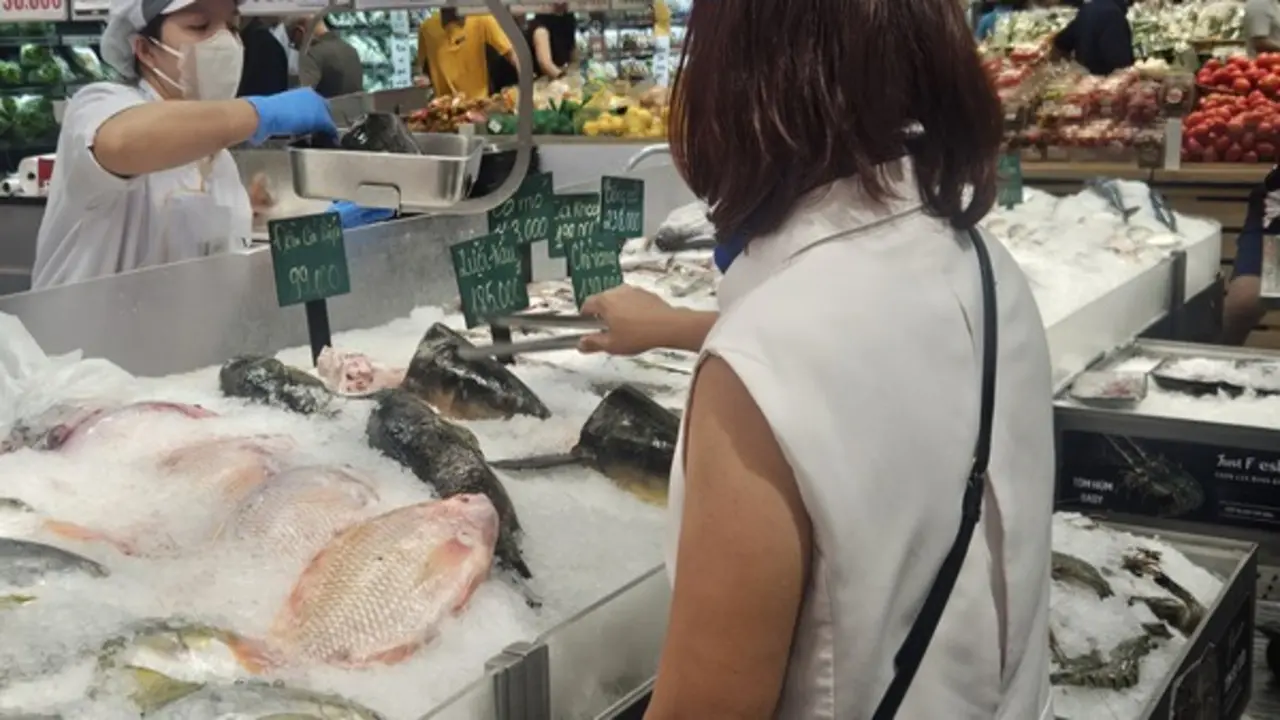 Cá biển hay cá đồng: Đâu là lựa chọn ‘vàng’ cho người bệnh mạn tính?