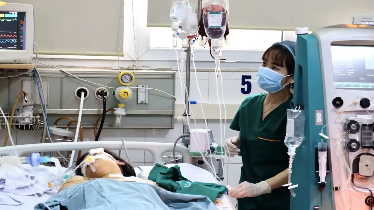 Ca mắc sốt xuất huyết, tay chân miệng gia tăng, COVID-19 giảm