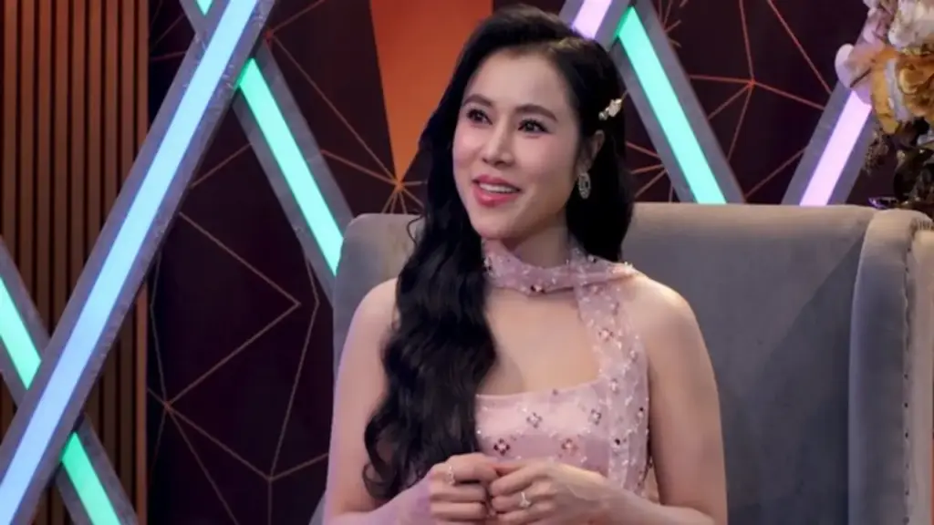 Ca sĩ bolero Hồng Gấm tiết lộ cuộc sống kín tiếng tuổi 33
