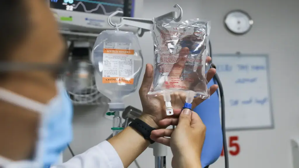 Ca sốt xuất huyết và tay chân miệng tăng gấp đôi cùng kỳ
