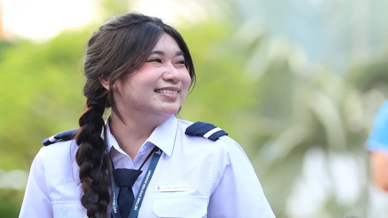 'Các con' trở về kỷ niệm 5 năm ra đời ngôi trường đặc biệt của trẻ mồ côi vì COVID-19