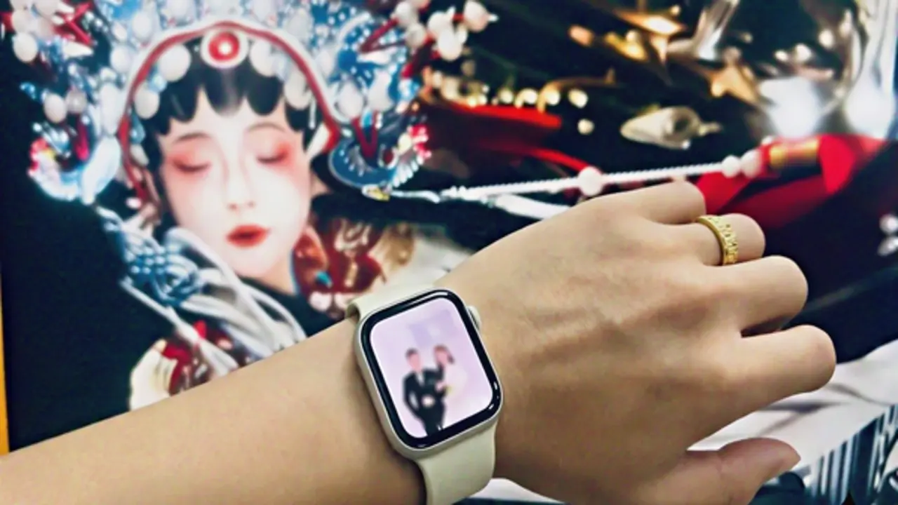 Cách cứu màn hình Apple Watch đột ngột 'treo cứng'