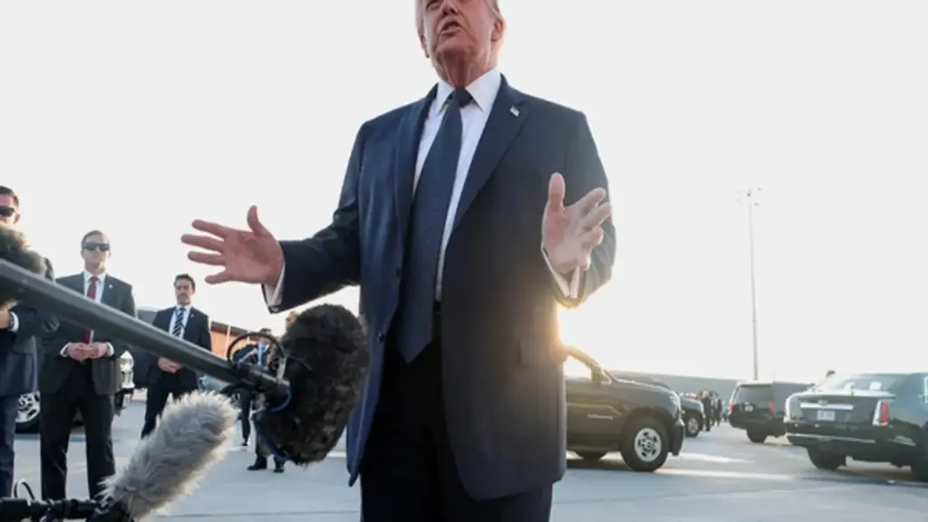 Căng thẳng gia tăng giữa Tổng thống Trump và nghị sĩ Cộng hòa