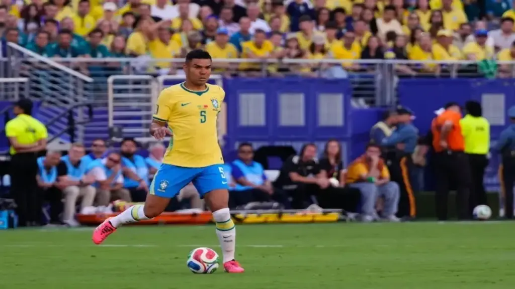 Casemiro bị chỉ trích nặng nề sau khi Brazil suýt thua Morocco