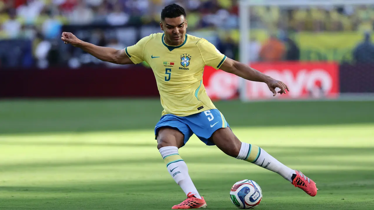 Casemiro gia nhập Inter Miami, làm đồng đội Messi